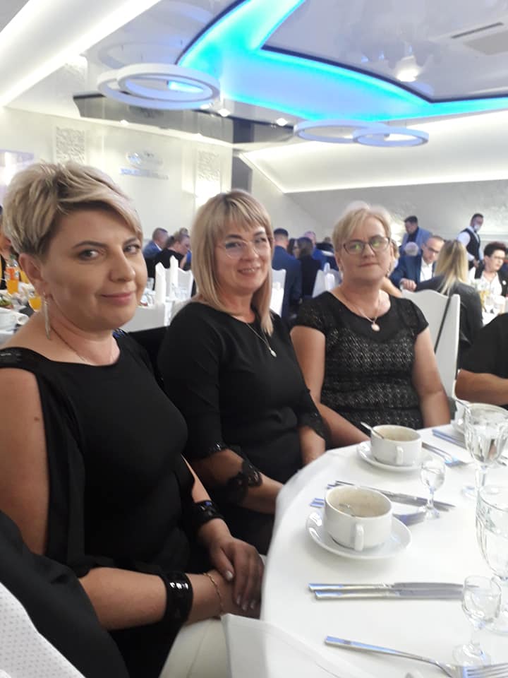 Integracyjna Gala Kół Gospodyń  Wiejskich.Wyróżnienie za dotychczasową działalność (7).jpg